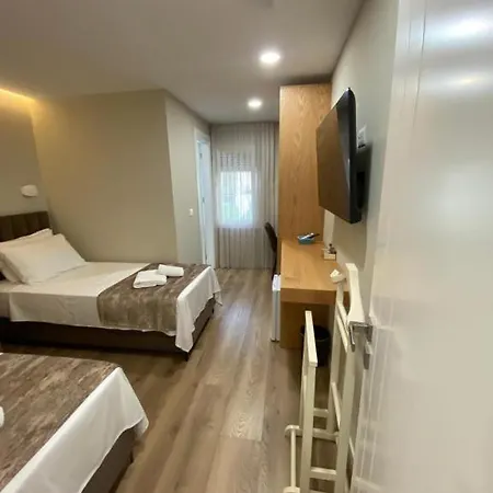 Hermes Petite Maison *