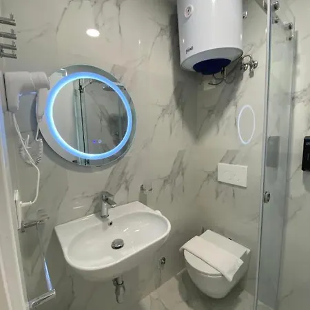 Hermes Petite Maison Hotel Tirana