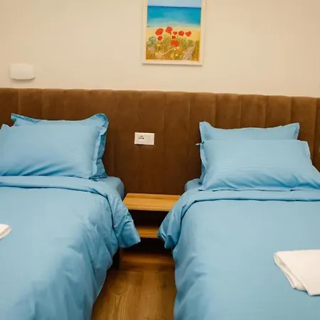 Hermes Petite Maison *