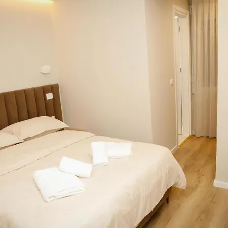 Hermes Petite Maison * Tirana