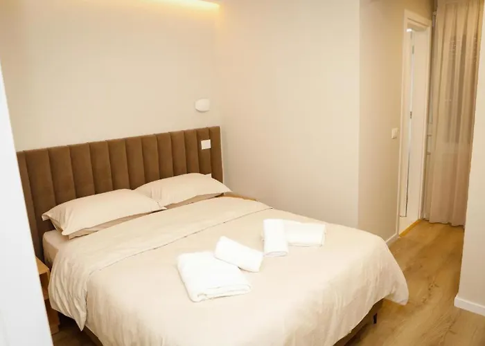 Hermes Petite Maison Szálloda Tirana