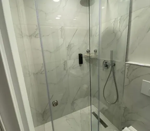 Szálloda Hermes Petite Maison Tirana