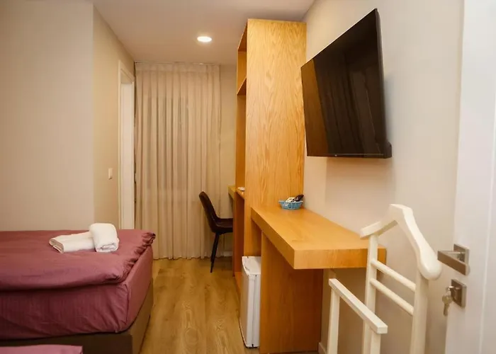 Hermes Petite Maison Szálloda *