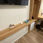 Hermes Petite Maison * Тирана