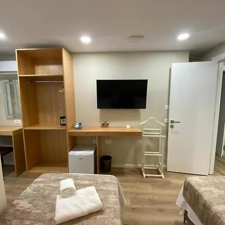 Hermes Petite Maison Hotel