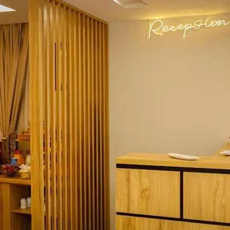 Hermes Petite Maison