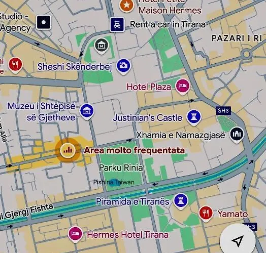 Hermes Petite Maison * ティラナ