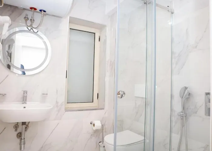 Hermes Petite Maison *